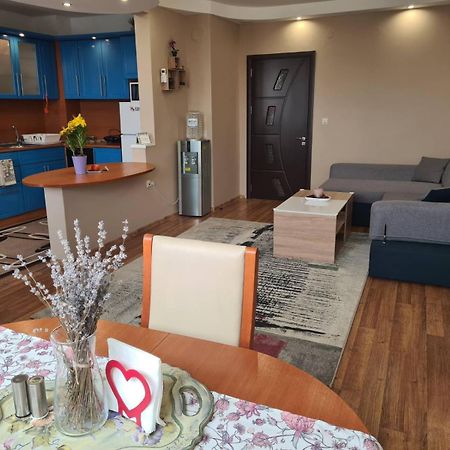 Boutique Apartment Jana Shumen Dış mekan fotoğraf